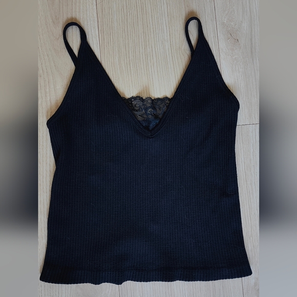 Black crop tank top - Picture 1 of 1